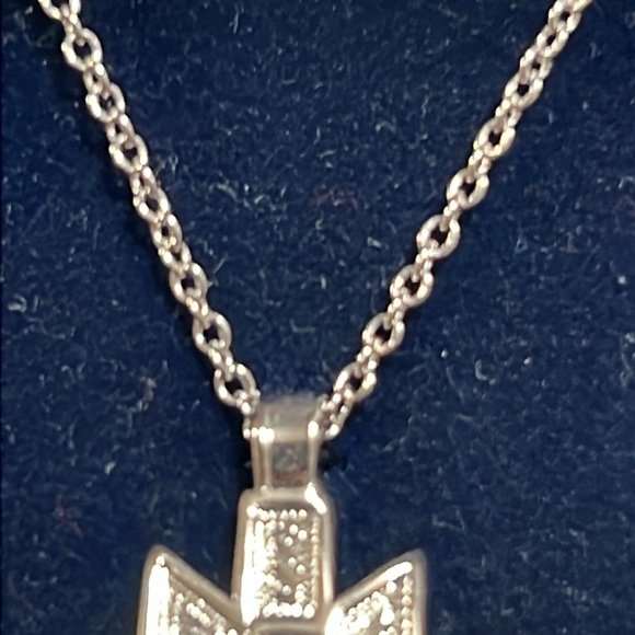 Montana Silversmiths Thunder Cloud Necklace - Picture 7 of 14